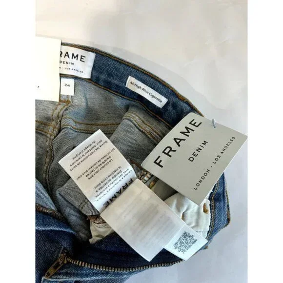 FRAME Ali High Rise Cigarette Jeans in Blue